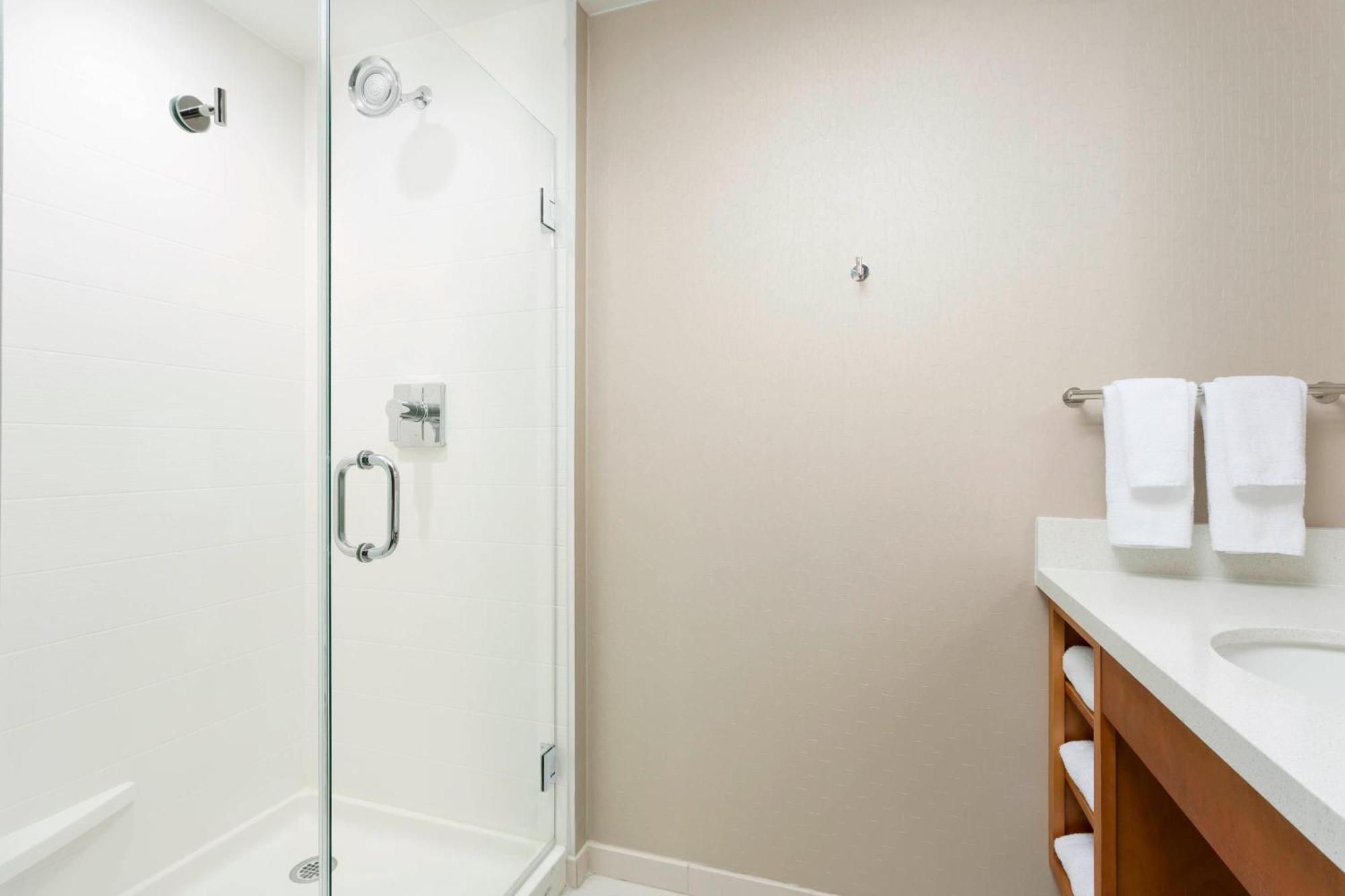 Springhill Suites By Marriott San Diego Mission Valley Экстерьер фото