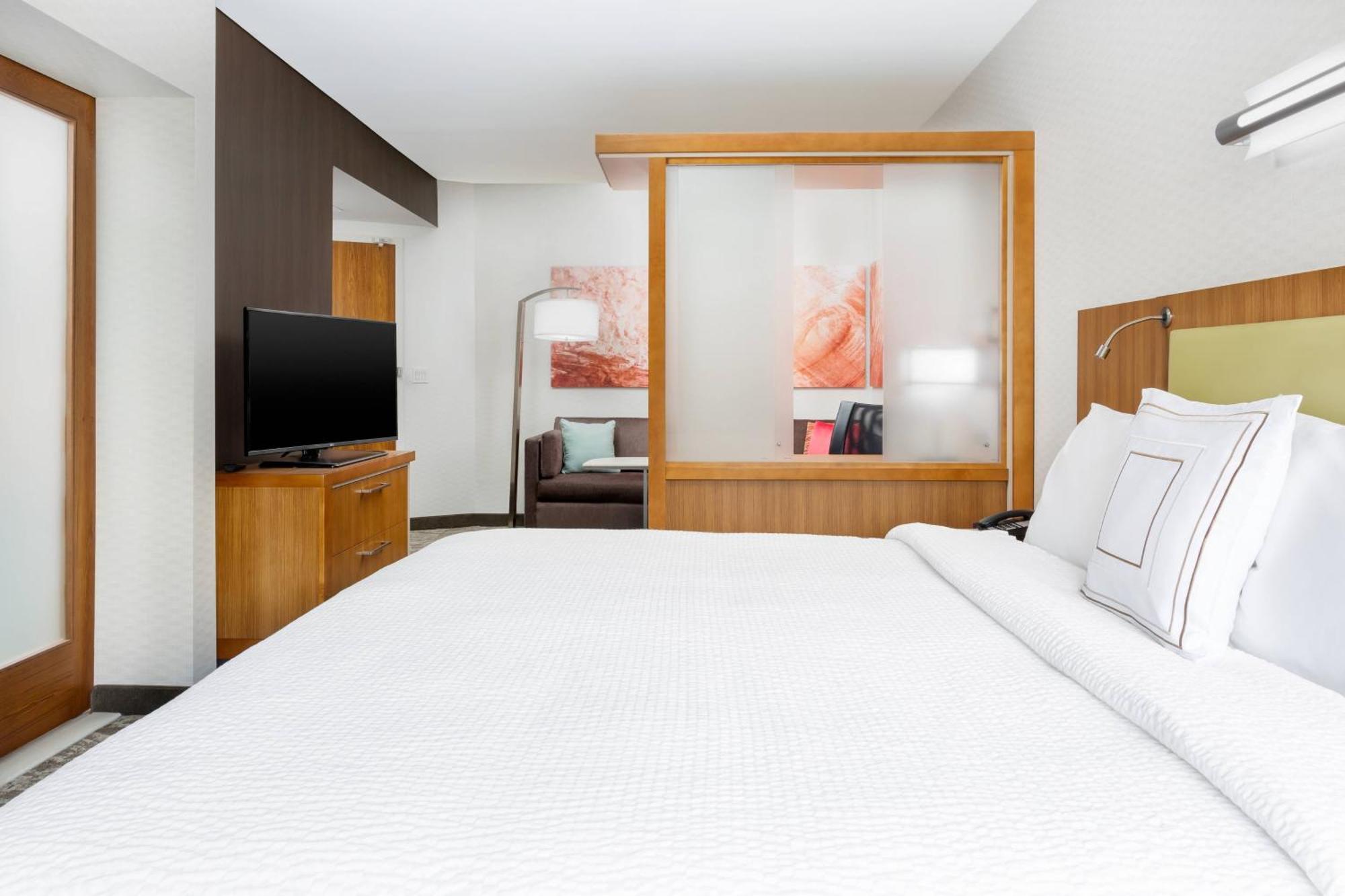 Springhill Suites By Marriott San Diego Mission Valley Экстерьер фото